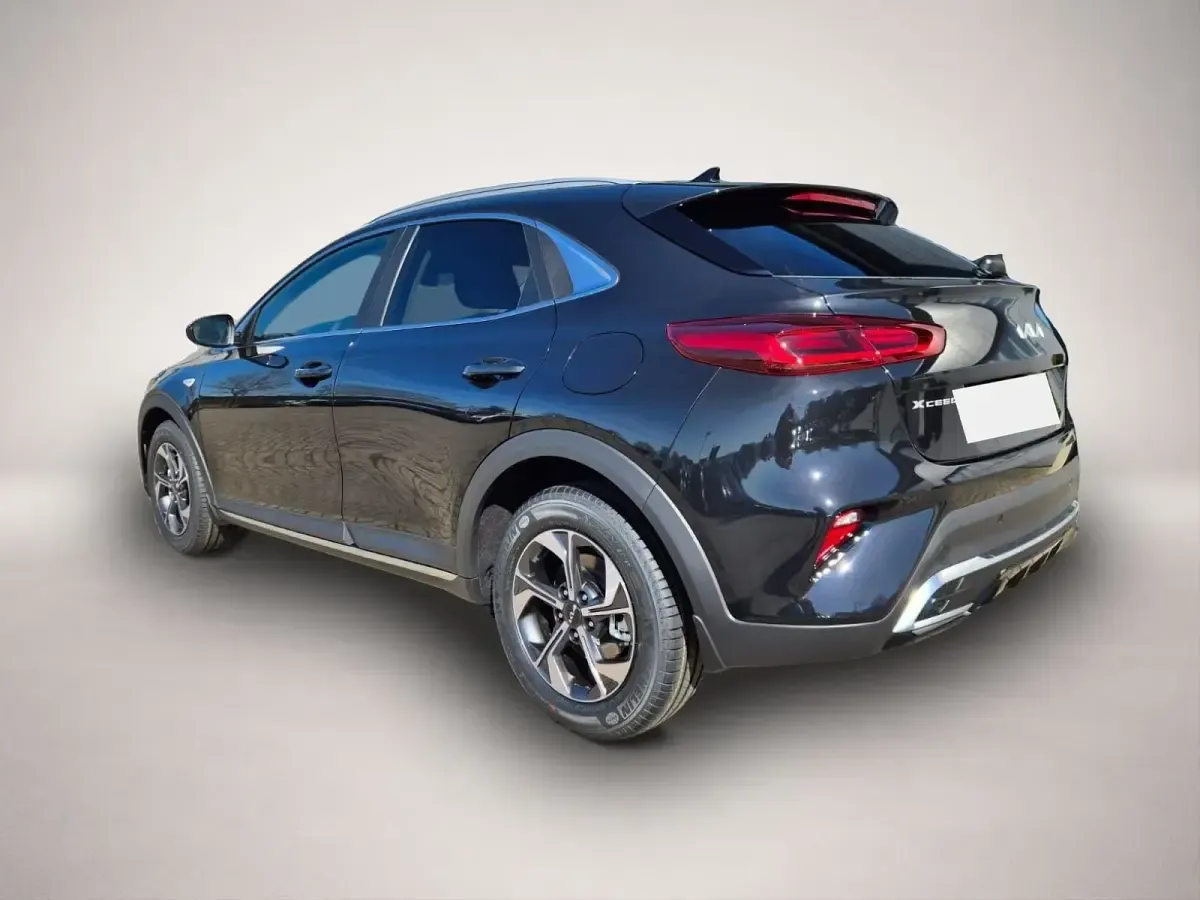 Neu Kia XCeed 150 PS (110 kW) 2026 Schwarz SUV