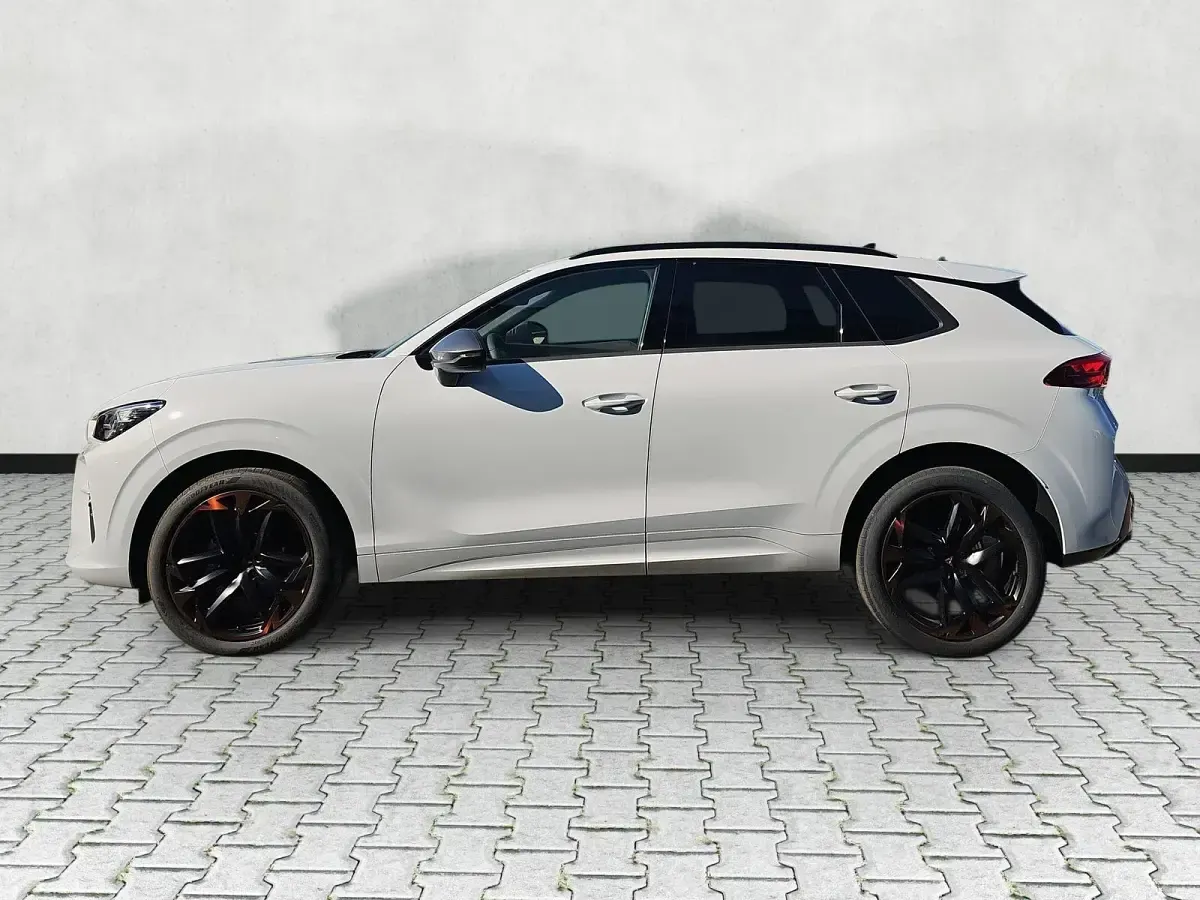 Neu Cupra Terramar 150 PS (110 kW) 2025 Moonwhite metallic SUV
