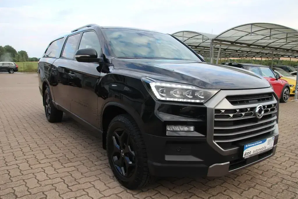 Gebraucht SsangYong Musso 203 PS (149 kW) 2025 Schwarz SUV