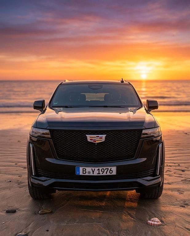 Gebraucht Cadillac Escalade 426 PS (313 kW) 2022 Schwarz SUV