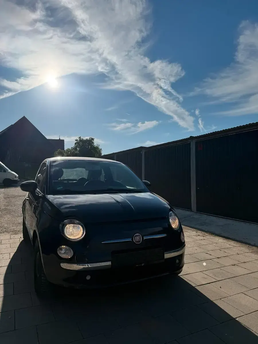 Gebraucht Fiat 500 Lounge 68 PS (50 kW) 2014 Schwarz Kleinwagen