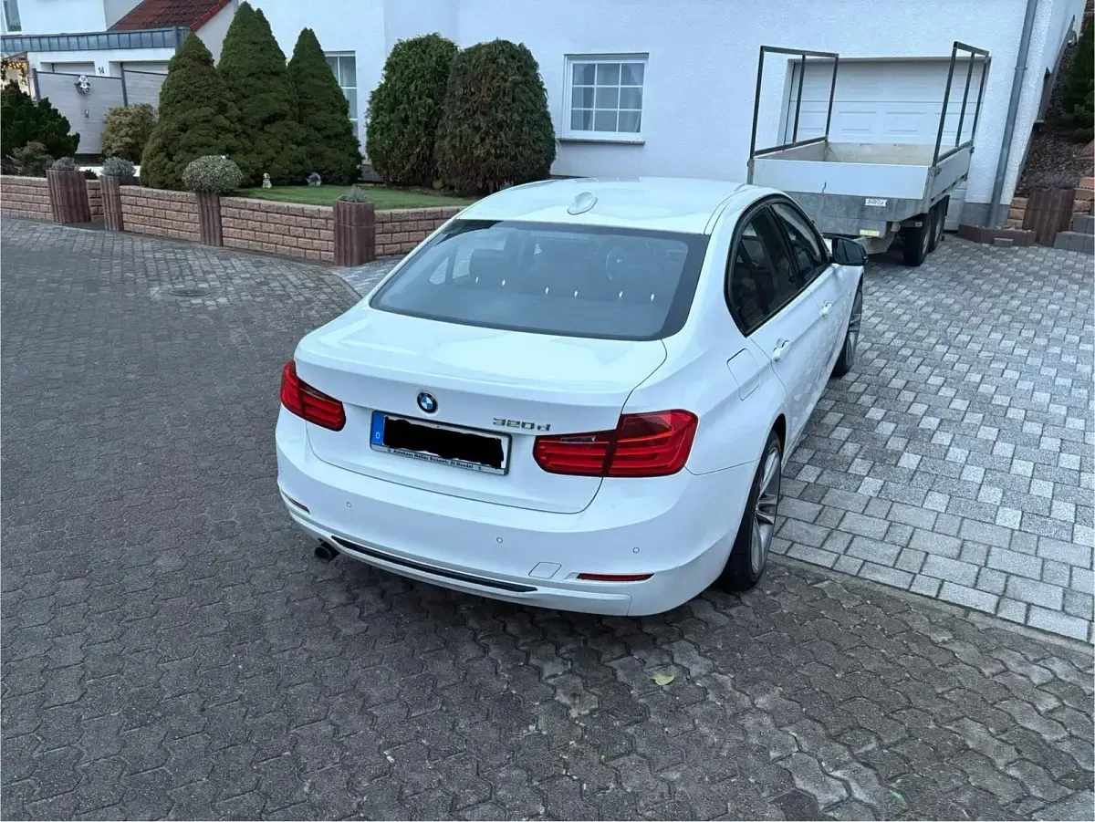 Brugt BMW 320 184 HK (135 kW) 2012 Hvid Sedan