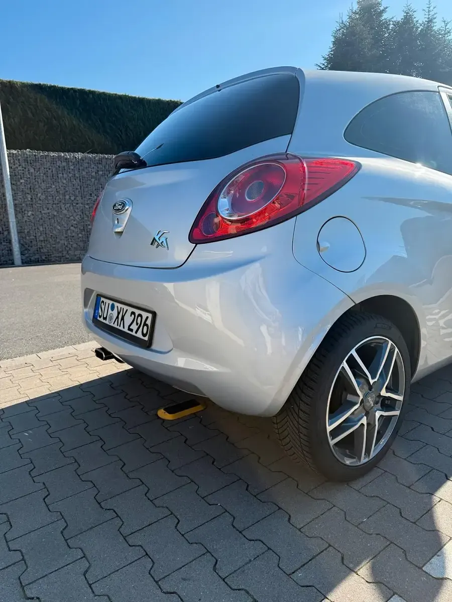 Gebraucht Ford Ka 69 PS (50 kW) 2009 Silber Kleinwagen