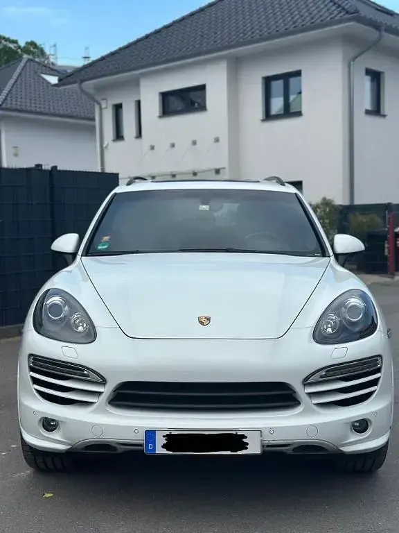 Gebraucht Porsche Cayenne 245 PS (180 kW) 2012 Weiß SUV