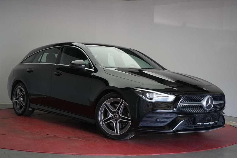 Nachtschwarz unilack Gebraucht 2021 Mercedes CLA220 AMG Limousine | 24.990 € (Superpreis) - Bild 1/4