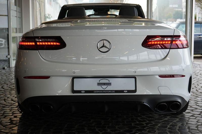 Gebraucht Mercedes E53 AMG AMG 435 PS (319 kW) 2021 Weiß Cabrio