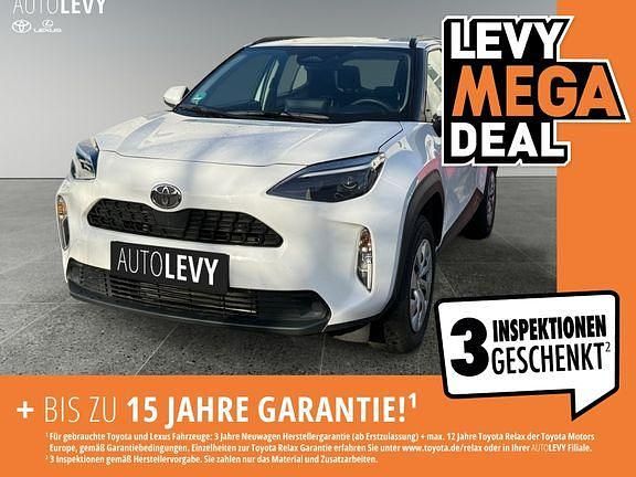 Schnee weiß Gebraucht 2024 Toyota Yaris Hybrid Business Edition | 22.890 € (Fairer Preis) - Bild 1/4
