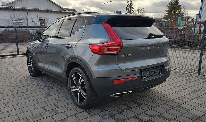 Gebraucht Volvo XC40 R-Design 247 PS (181 kW) 2018 Osmium grey metallic SUV