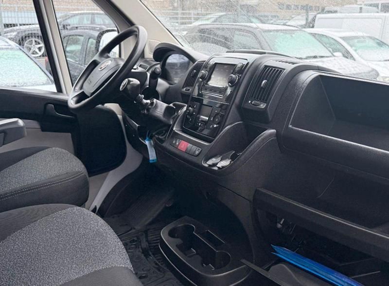 Gebraucht Fiat Ducato 160 PS (117 kW) 2019 Weiß Van