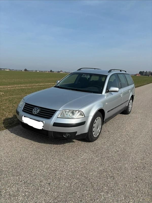 Gebraucht VW Passat 102 PS (75 kW) 2001 Silber Kombi