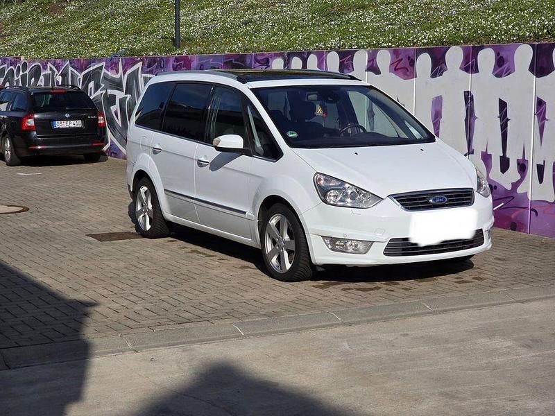 Gebraucht Ford Galaxy Titanium 200 PS (147 kW) 2013 Weiß Van / Kleinbus