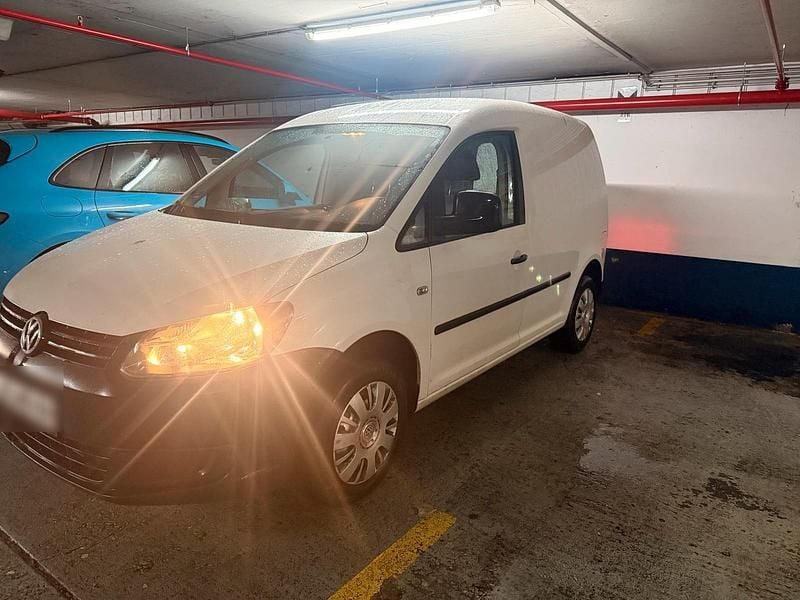 Gebraucht VW Caddy 102 PS (75 kW) 2011 Weiß Van / Kleinbus