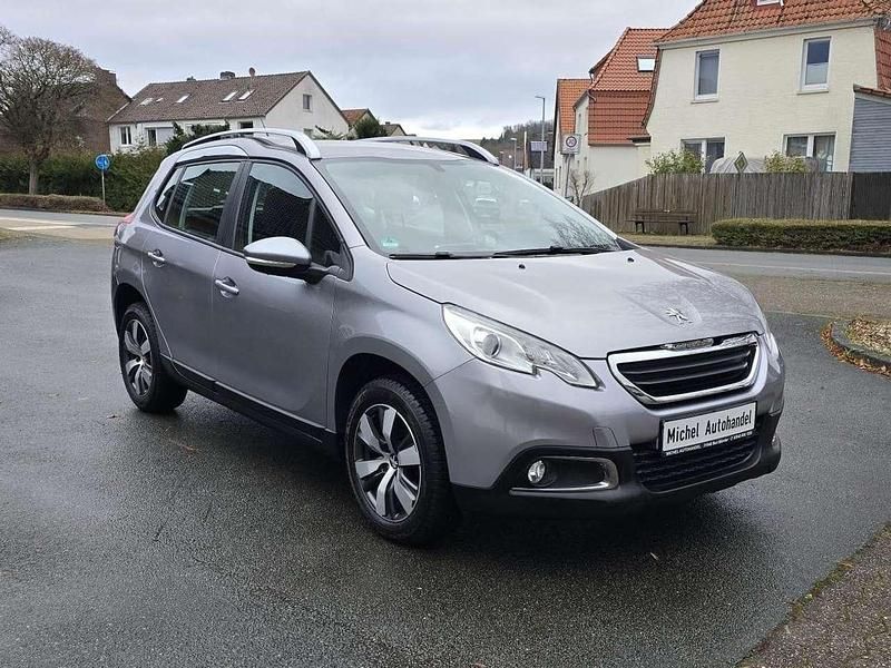 Gebraucht Peugeot 2008 Active 99 PS (72 kW) 2016 Grau metalliclackierung. SUV
