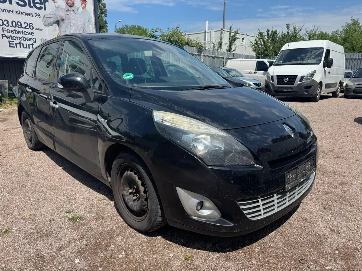 Gebraucht Renault Scenic E-Tech Bose Edition 131 PS (96 kW) 2011 Schwarz Van / Kleinbus