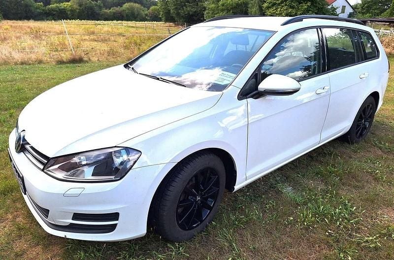 Gebraucht 2016 VW Golf VII Kombi | 6.989 € (Superpreis) - Bild 1/4
