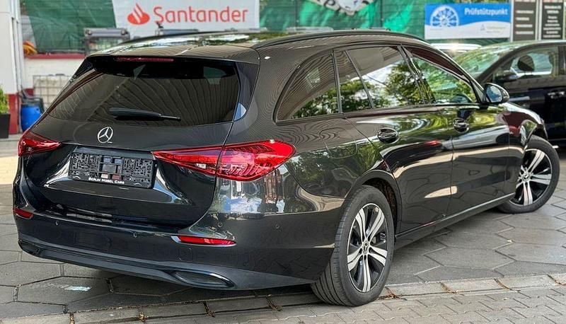 Gebraucht Mercedes C220 200 PS (147 kW) 2022 Grau Limousine