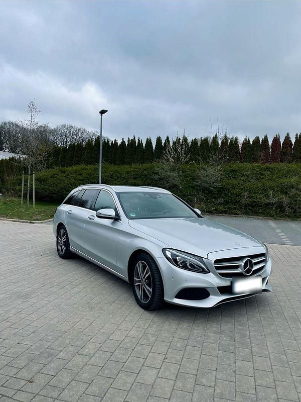 Gebraucht Mercedes C250 204 PS (150 kW) 2017 Grau Kombi