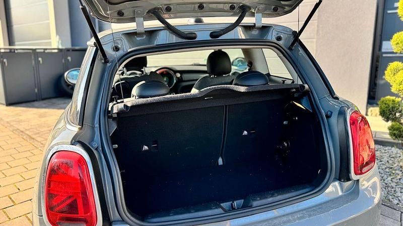 Gebraucht Mini Cooper Chili 136 PS (100 kW) 2020 Grau Kleinwagen