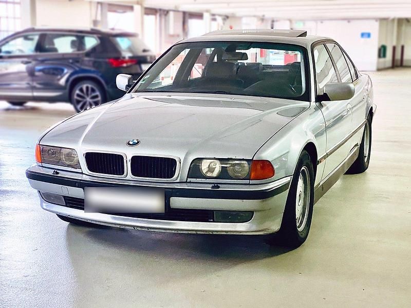Gebraucht BMW 740 Shadowline 286 PS (210 kW) 1998 Silber Limousine