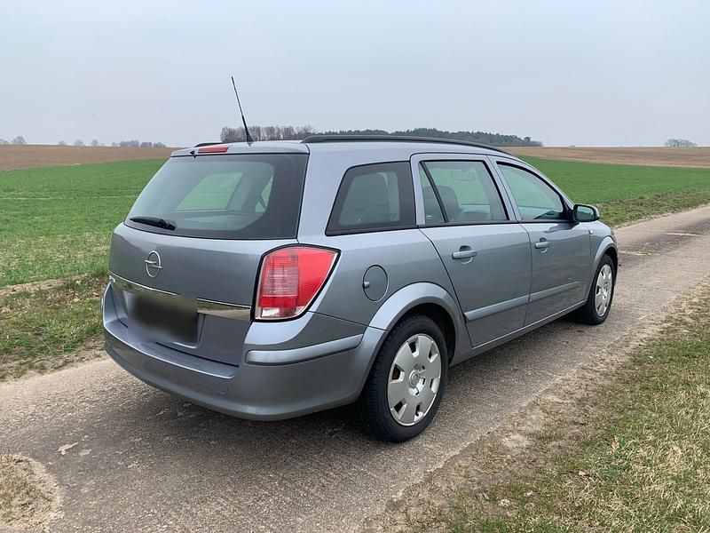 Gebraucht Opel Astra 90 PS (66 kW) 2005 Grau Kombi