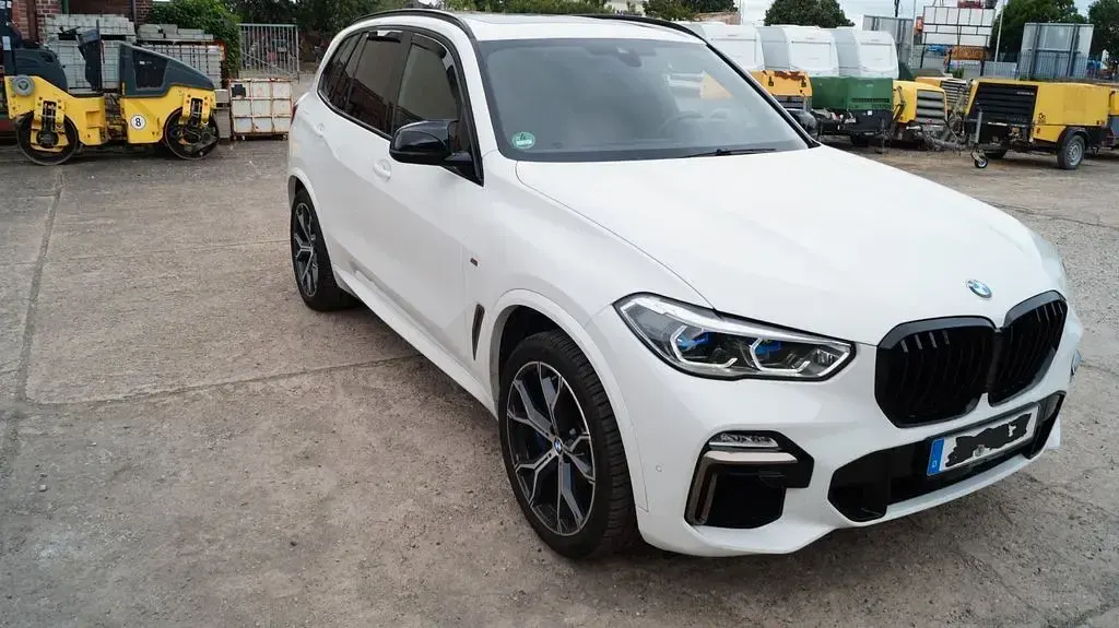Gebraucht BMW X5 M50 Performance 400 PS (294 kW) 2019 Weiß SUV