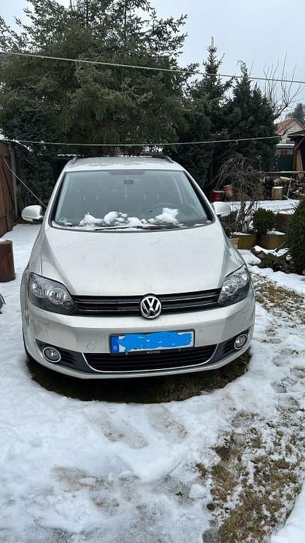 Gebraucht VW Golf Plus Cross Life 122 PS (89 kW) 2014 Silber Van / Kleinbus