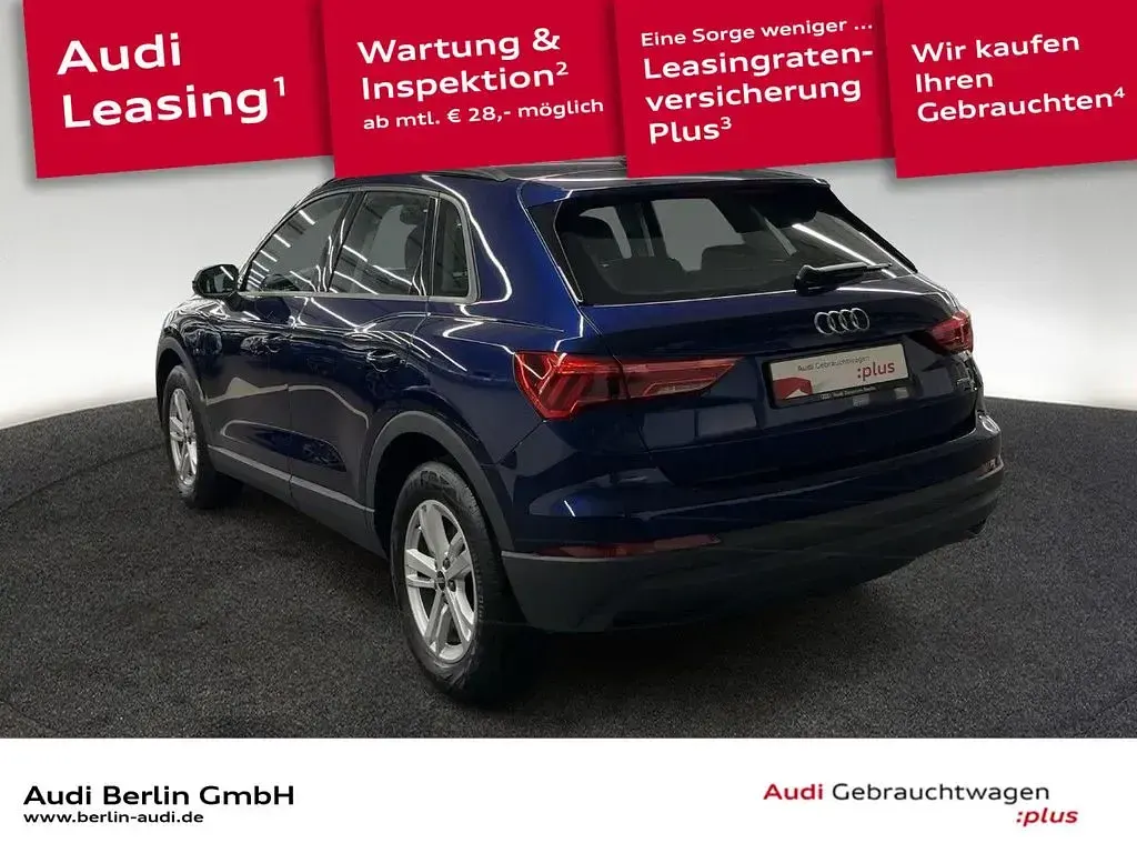 Gebraucht Audi Q3 Sport 190 PS (139 kW) 2022 Navarrablau metallic SUV