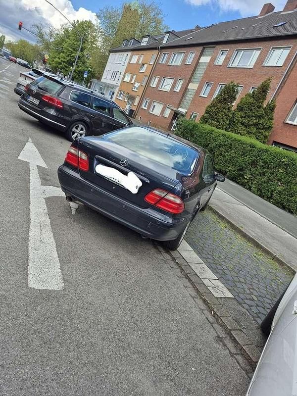 Gebraucht Mercedes CLK230 Elegance 197 PS (144 kW) 2000 Blau Coupé