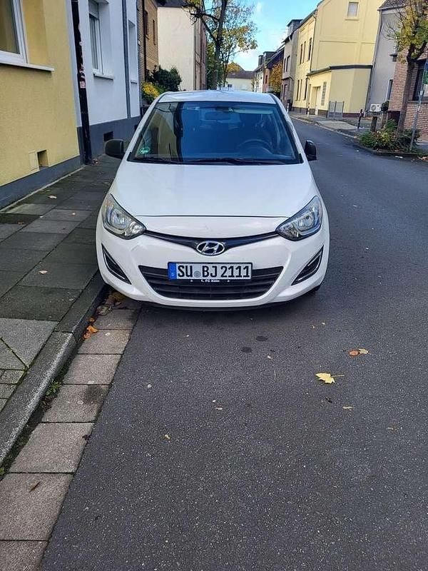 Gebraucht Hyundai i20 Classic 86 PS (63 kW) 2014 Limousine