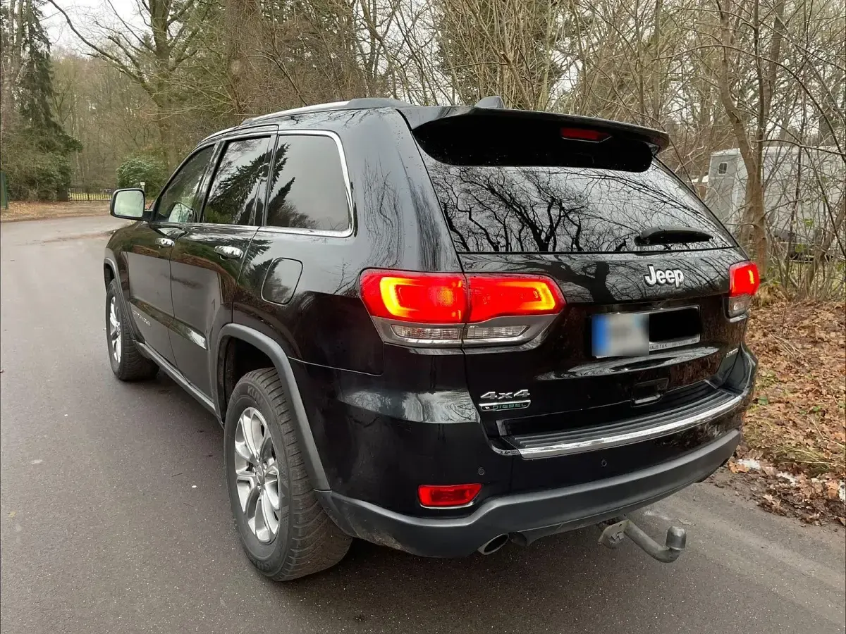 Gebraucht Jeep Grand Cherokee 250 PS (183 kW) 2015 Schwarz SUV