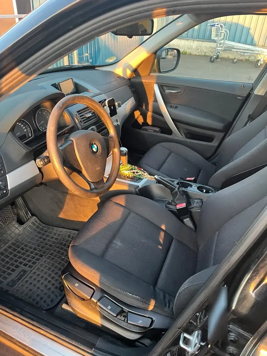 Gebraucht BMW X3 177 PS (130 kW) 2010 Schwarz SUV