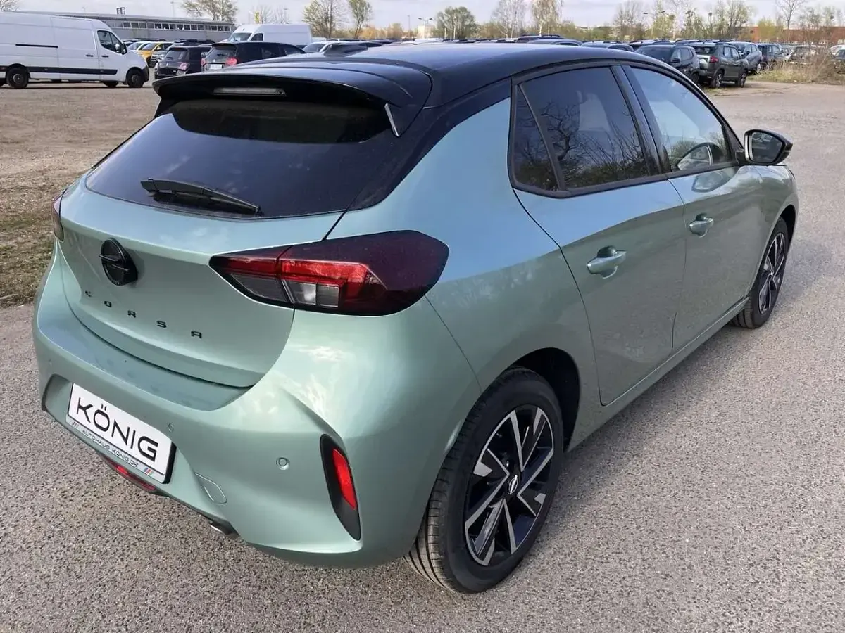 Neu Opel Corsa 101 PS (74 kW) 2026 Grün Kleinwagen