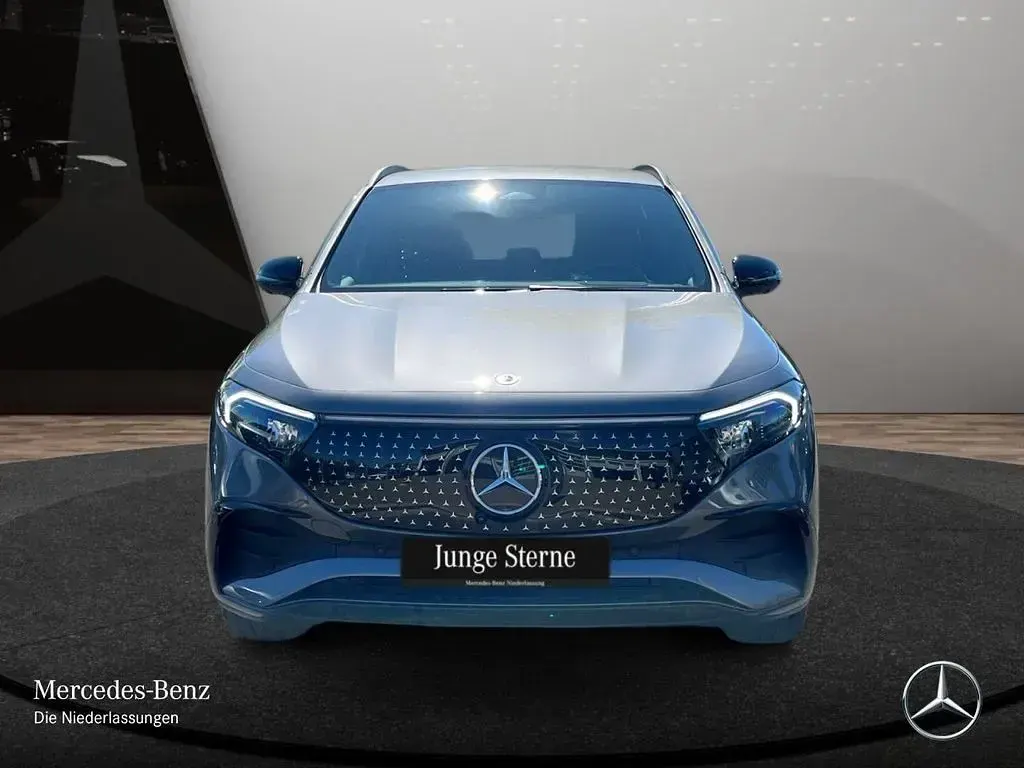 Gebraucht Mercedes EQA350 Premium 214 kW (292 PS) 2025 Grau SUV