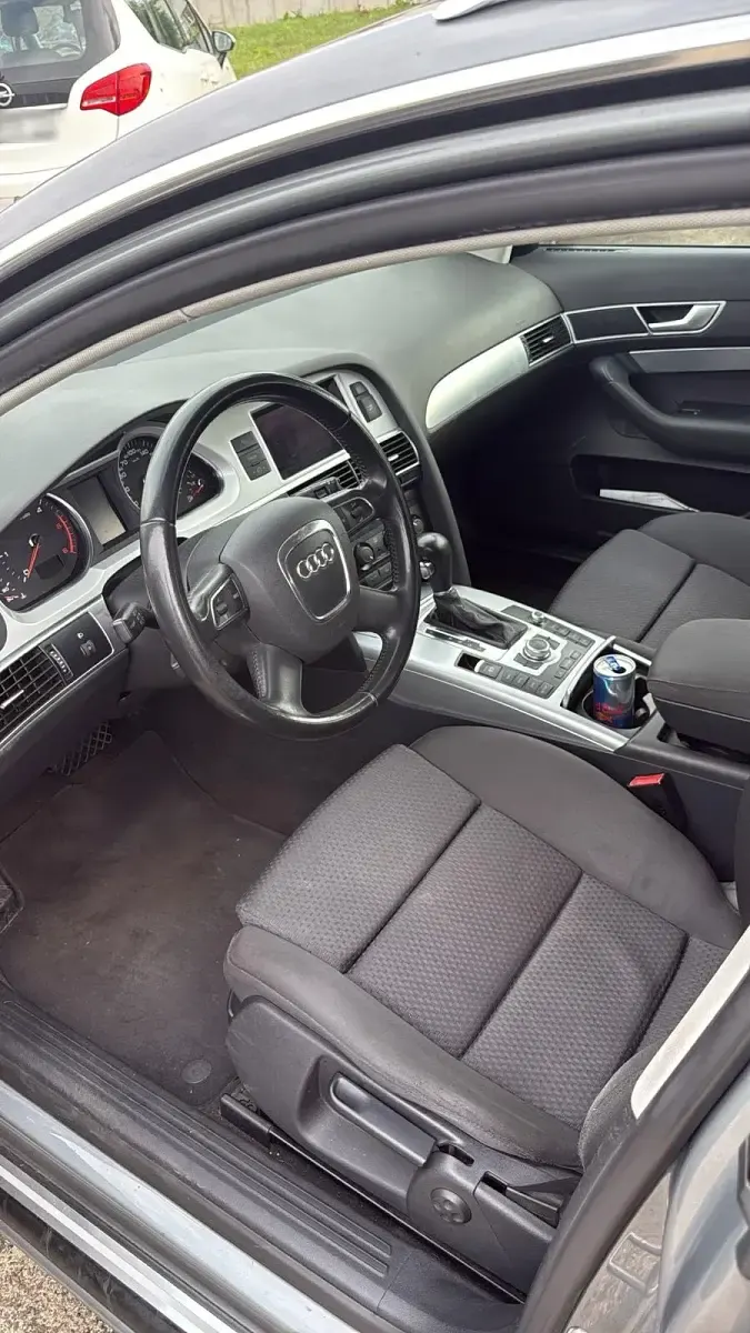 Gebraucht Audi A6 170 PS (125 kW) 2010 Grau Kombi