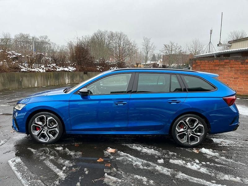 Gebraucht Skoda Octavia RS 245 PS (180 kW) 2023 Blau Kombi