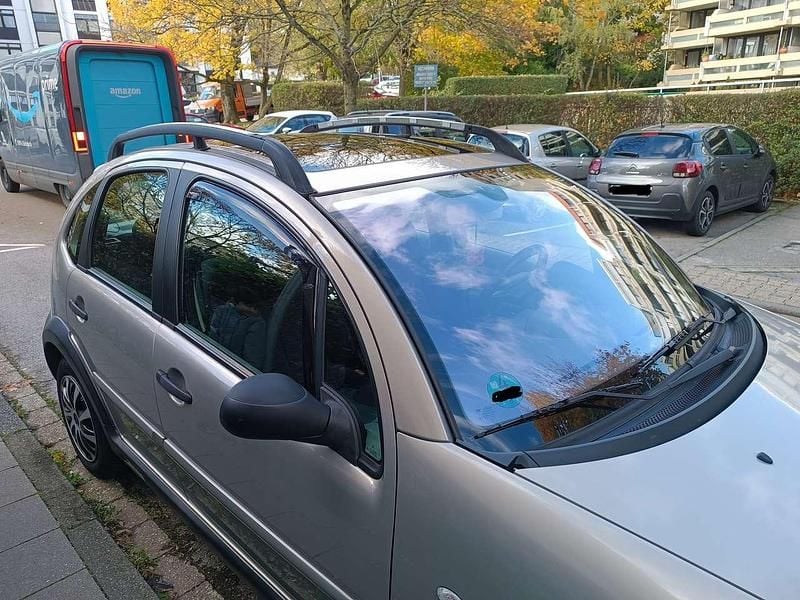 Gebraucht Citroën C3 88 PS (64 kW) 2004 Beige Kleinwagen