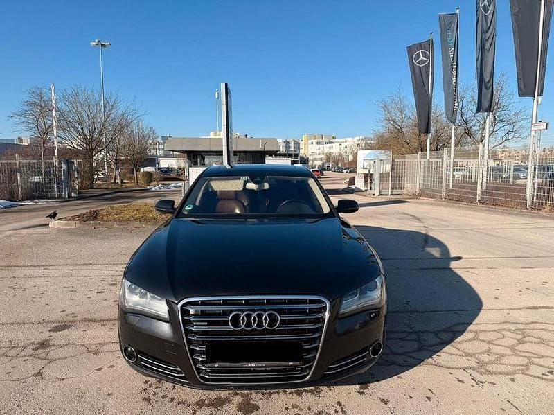 Schwarz Gebraucht 2012 Audi A8 Ambiente Limousine | 12.900 € (Superpreis) - Bild 1/4
