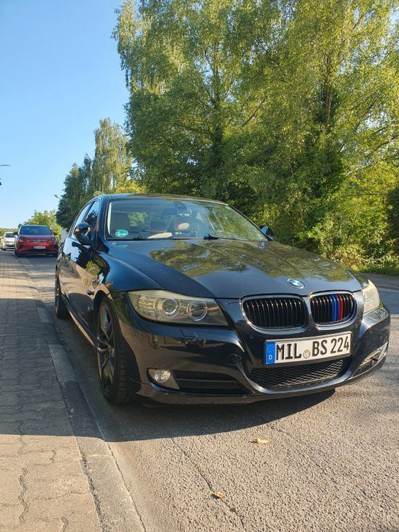 Schwarz Gebraucht 2009 BMW 325 Performance Limousine | 6.500 € (Superpreis) - Bild 1/4