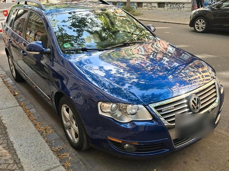 Gebraucht VW Passat Individual 105 PS (77 kW) 2008 Blau Kombi