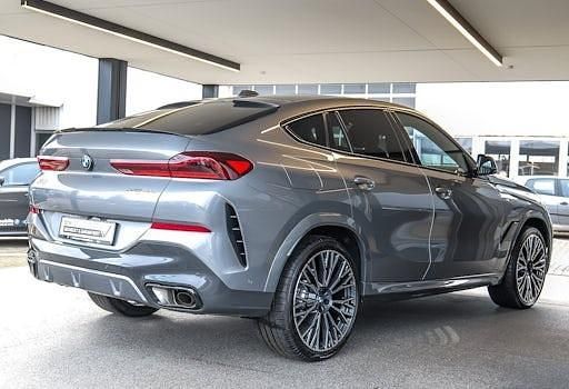 Gebraucht BMW X6 M Sport 352 PS (258 kW) 2025 Grau SUV