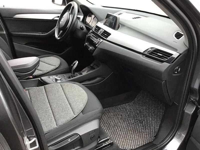 Gebraucht BMW X1 Advantage 140 PS (102 kW) 2019 Grau SUV