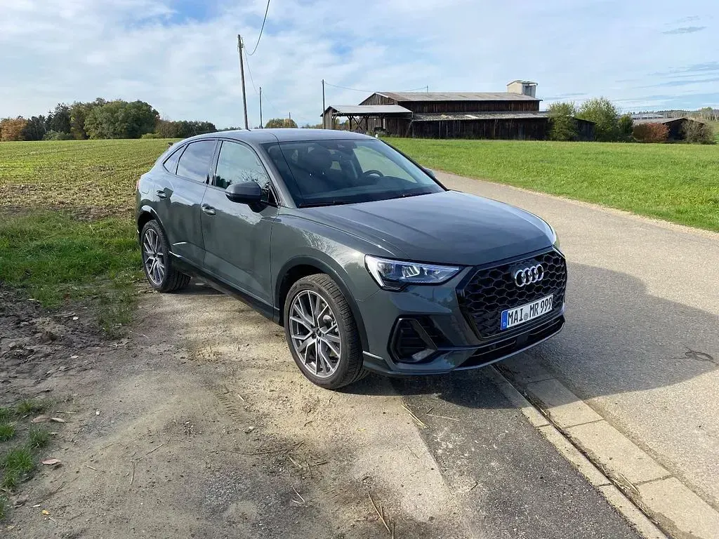 Gebraucht Audi Q3 Sportback Sport 245 PS (180 kW) 2021 Grau SUV