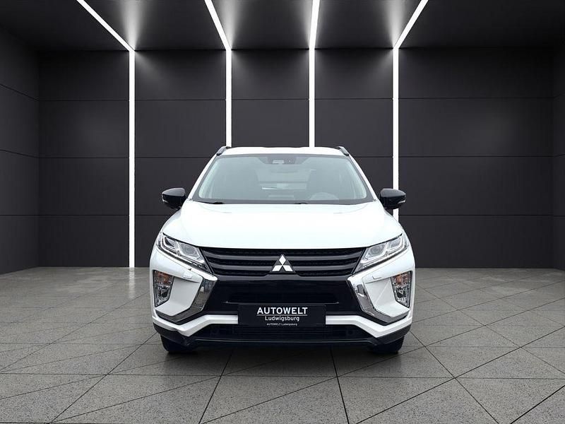Gebraucht Mitsubishi Eclipse Cross Active 148 PS (108 kW) 2019 Weiß SUV