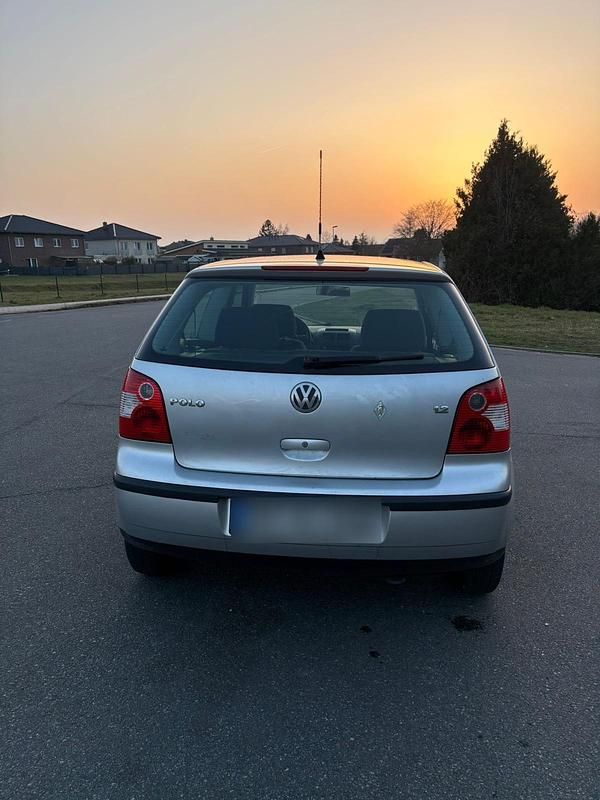 Gebraucht VW Polo 63 PS (46 kW) 2003 Grau Kleinwagen