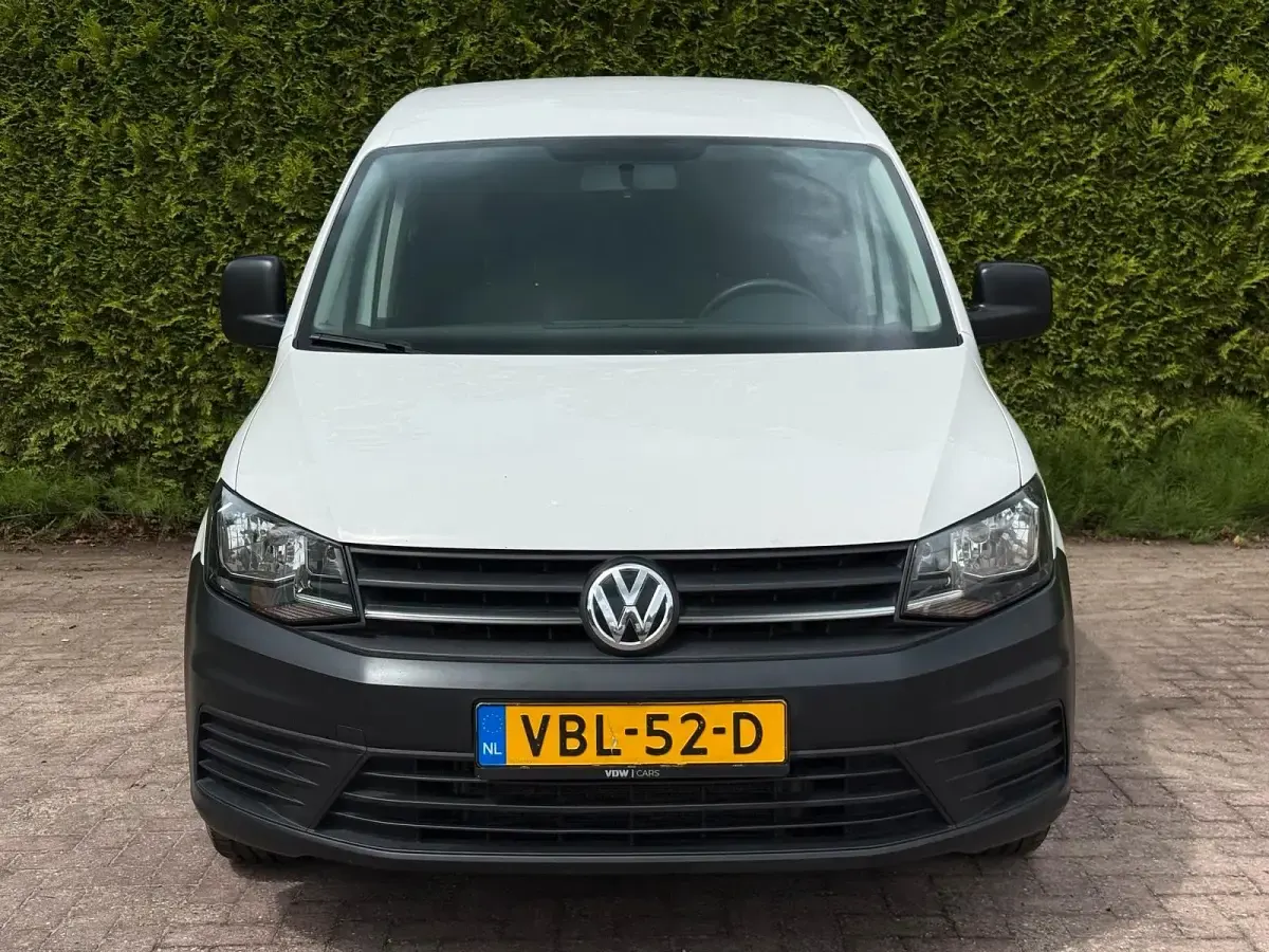 Gebraucht VW Caddy 102 PS (75 kW) 2019 Weiß Van / Kleinbus