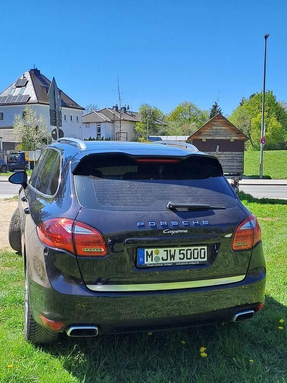 Usata Porsche Cayenne 245 CV (180 kW) 2012 Nero SUV