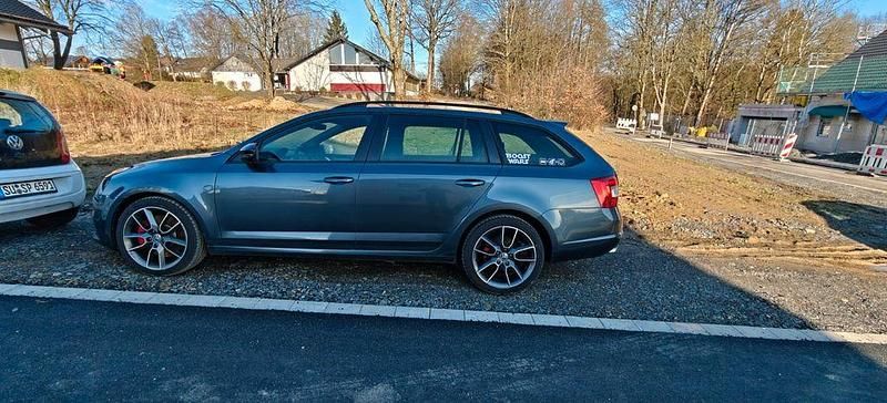 Gebraucht Skoda Octavia RS 220 PS (161 kW) 2016 Grau Kleinwagen