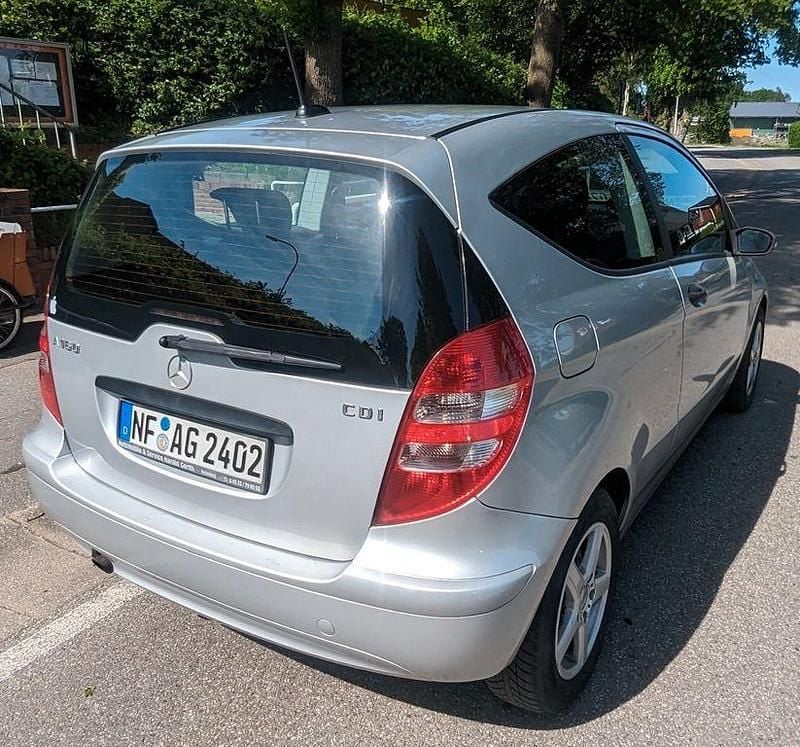Gebraucht Mercedes A160 82 PS (60 kW) 2008 Silber Limousine