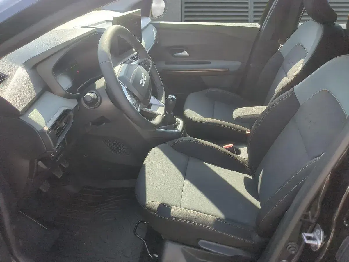 Neu Dacia Sandero Extreme 122 PS (89 kW) 2026 Perlmuttschwarz SUV