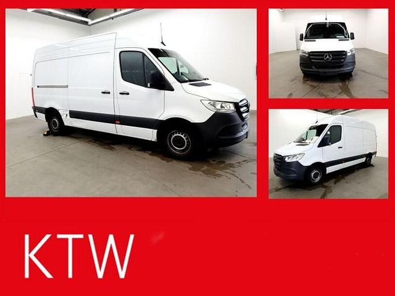Gebraucht Mercedes Sprinter 170 PS (125 kW) 2025 Arktikweiß Van